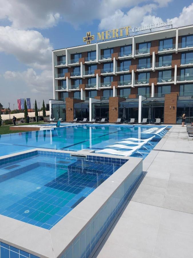 Merit Grand Mosta Spa Hotel & Casino Свиленград Экстерьер фото