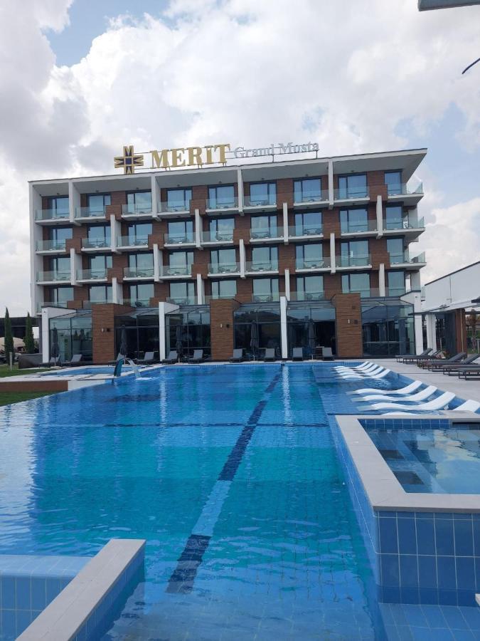 Merit Grand Mosta Spa Hotel & Casino Свиленград Экстерьер фото