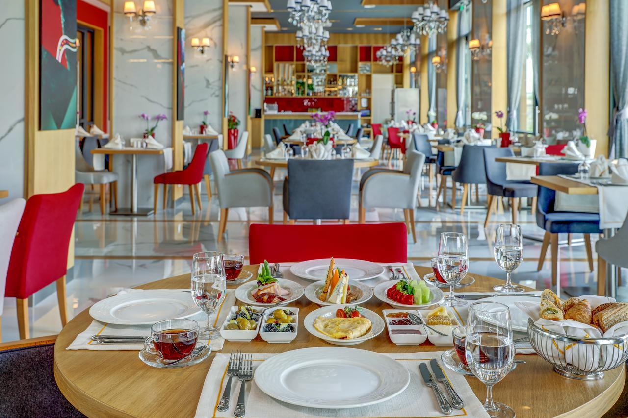 Merit Grand Mosta Spa Hotel & Casino Свиленград Экстерьер фото
