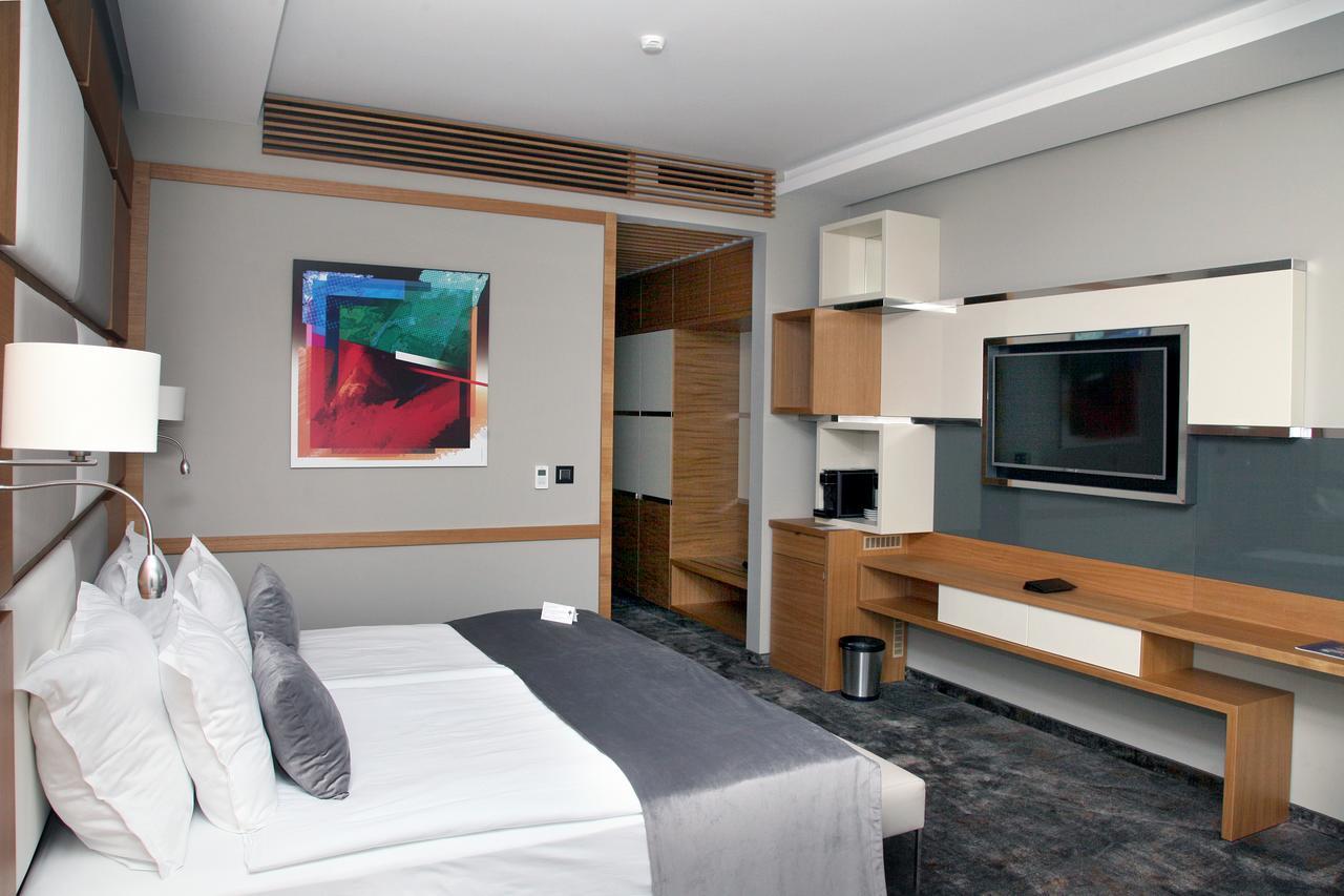 Merit Grand Mosta Spa Hotel & Casino Свиленград Экстерьер фото