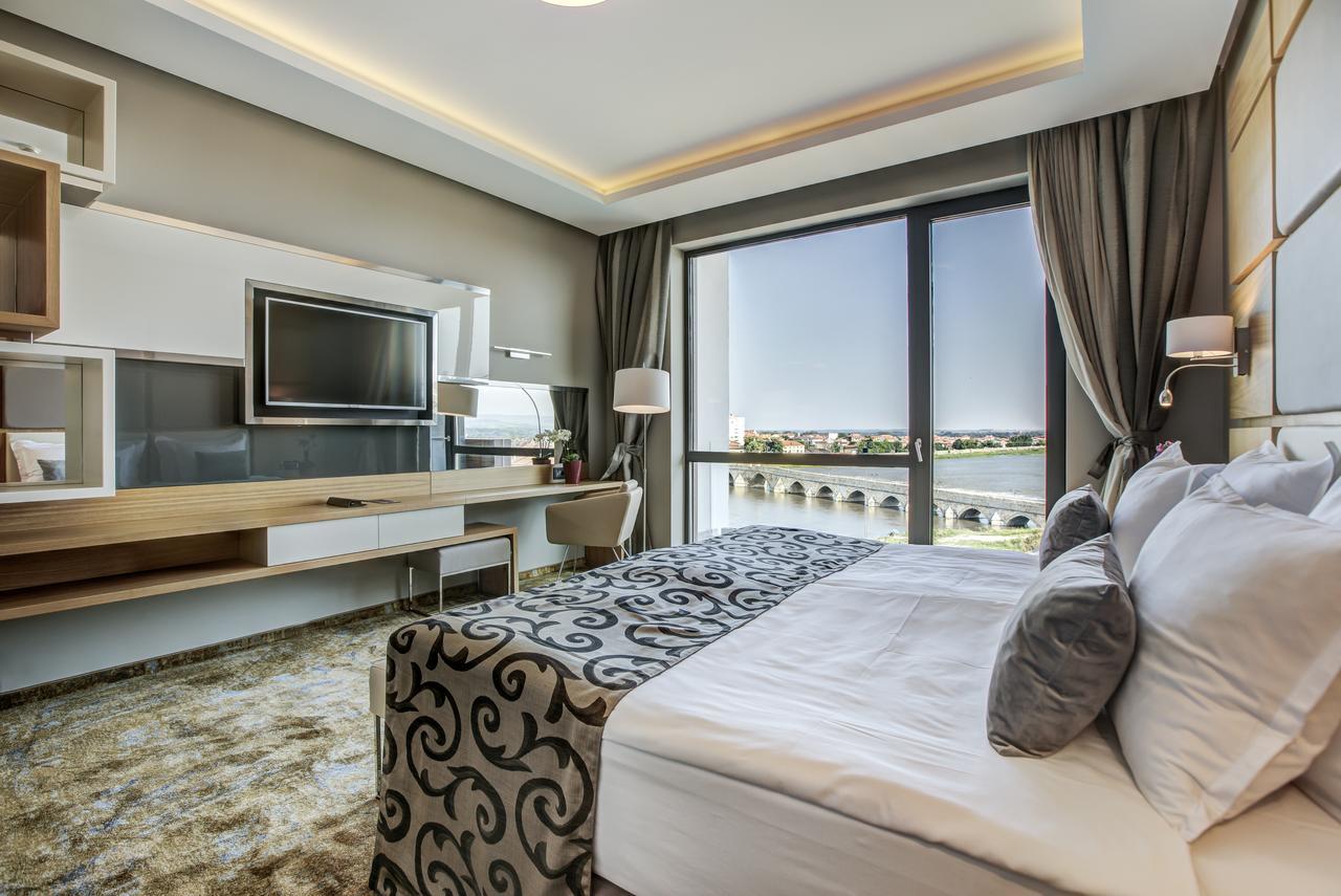 Merit Grand Mosta Spa Hotel & Casino Свиленград Экстерьер фото