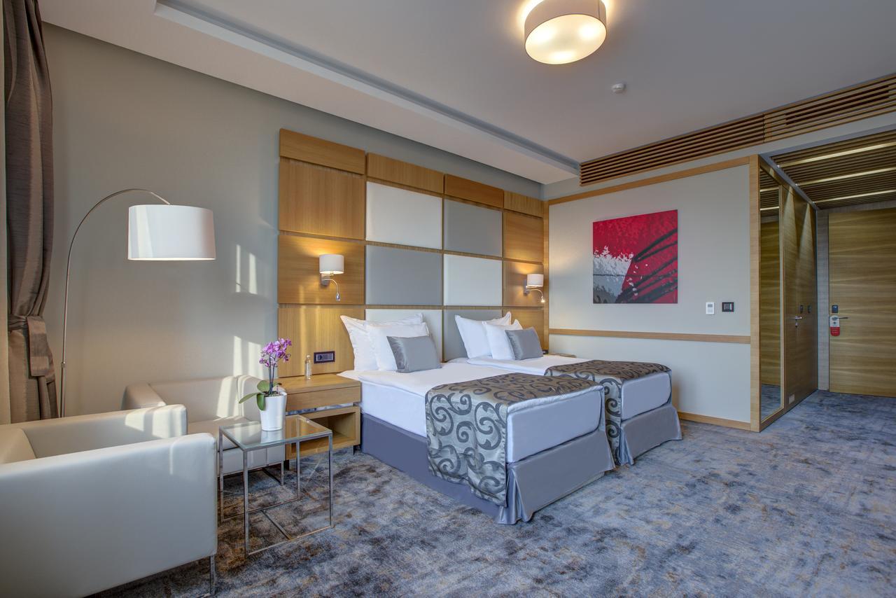 Merit Grand Mosta Spa Hotel & Casino Свиленград Экстерьер фото
