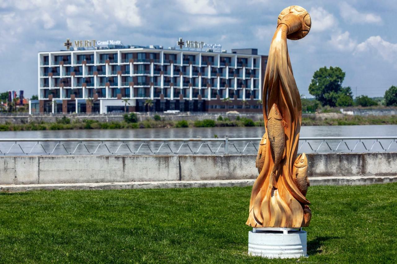 Merit Grand Mosta Spa Hotel & Casino Свиленград Экстерьер фото